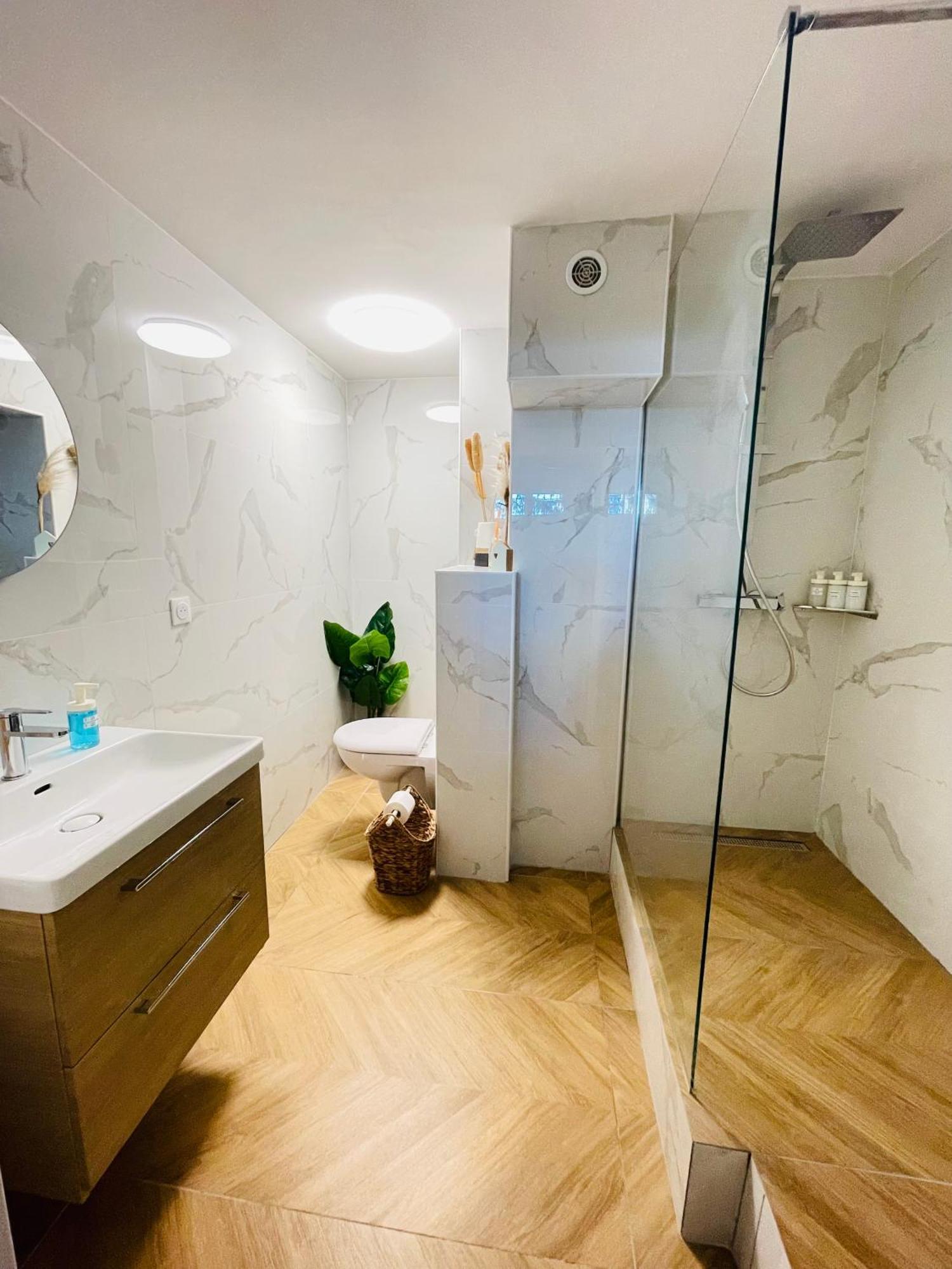Le Niou, Appartement Avec Parking Gratuit Marseille Kültér fotó